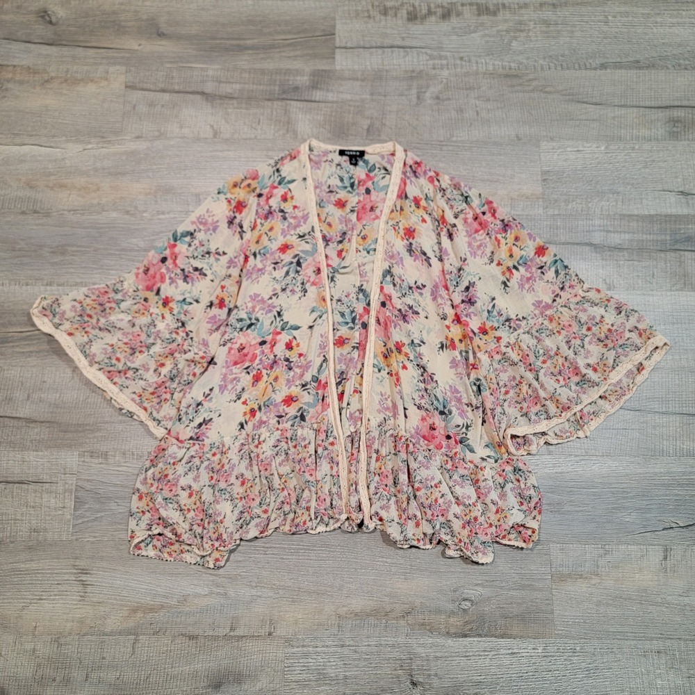 Torrid Floral Kimono Cardigan 1X Ruffle Bell Sleeve Crochet Trim Boho Cottage